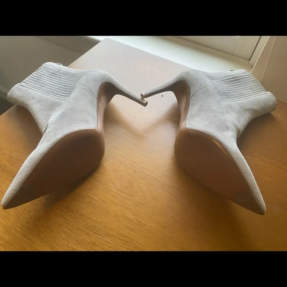 Ralph Lauren Grey Kid Suede Women’s Boots - Size 8.5 - Picture 5 of 6